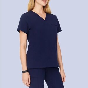 Barely worn scrub set! Wonderful quality, waterproof, coffee proof and stretchy